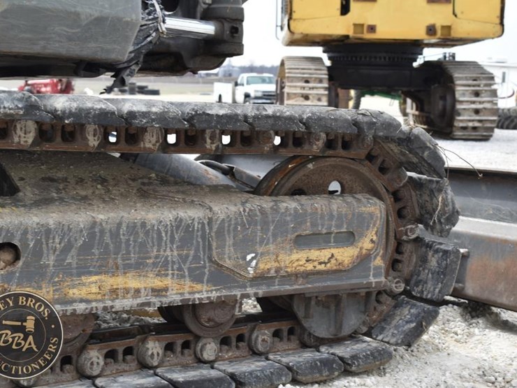 2019-volvo-ecr88d-image-44