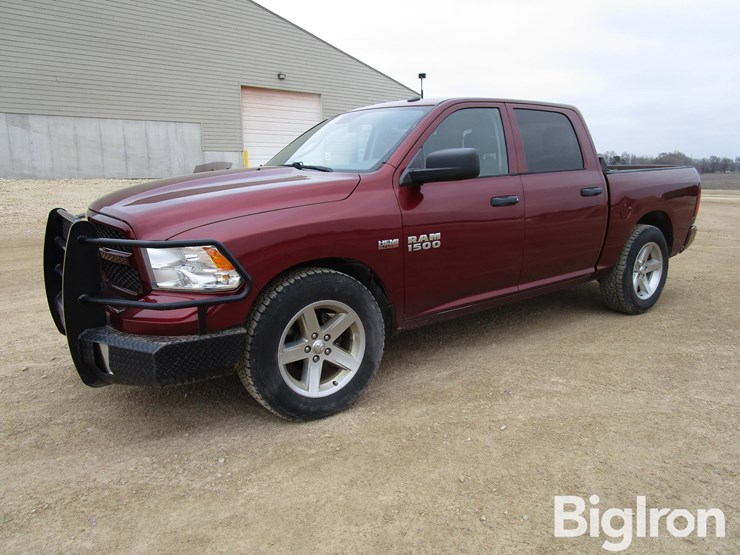 2017-dodge-1500-image-1