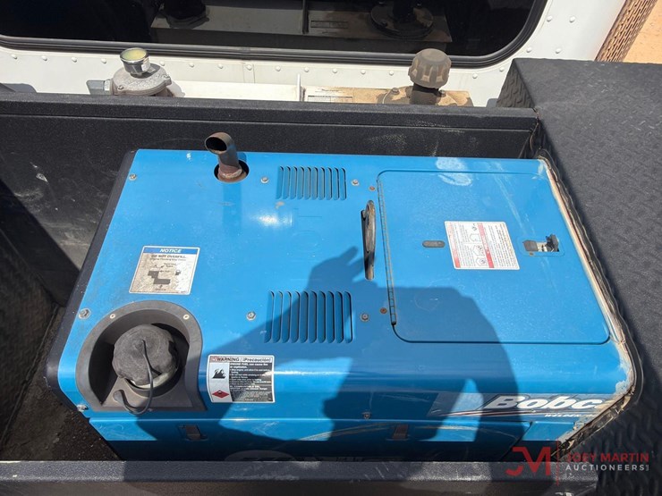 peterbiltpb337-service-truck-image-15