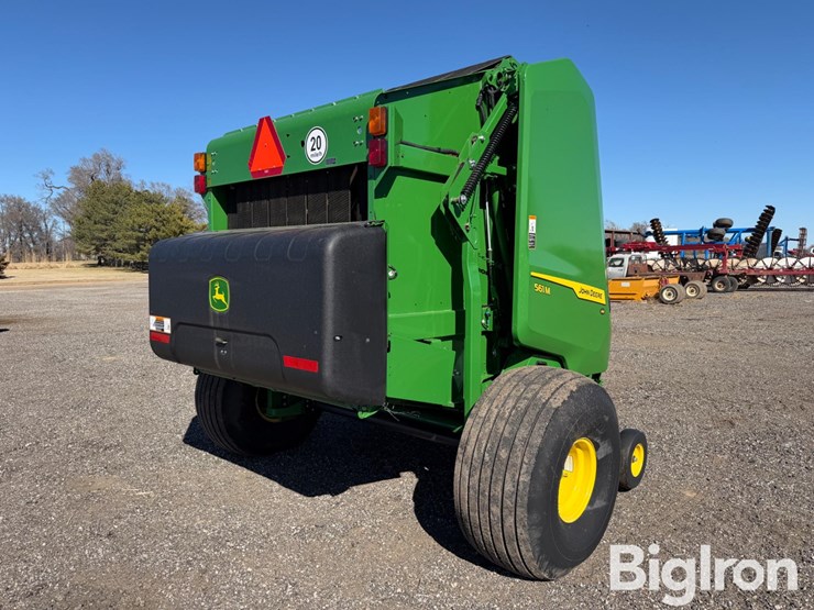 2024-john-deere-561m-image-5