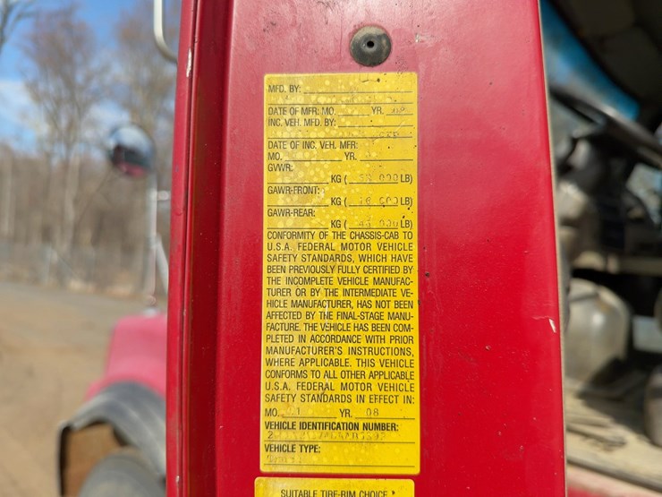 2008-sterling-lt9500-image-25