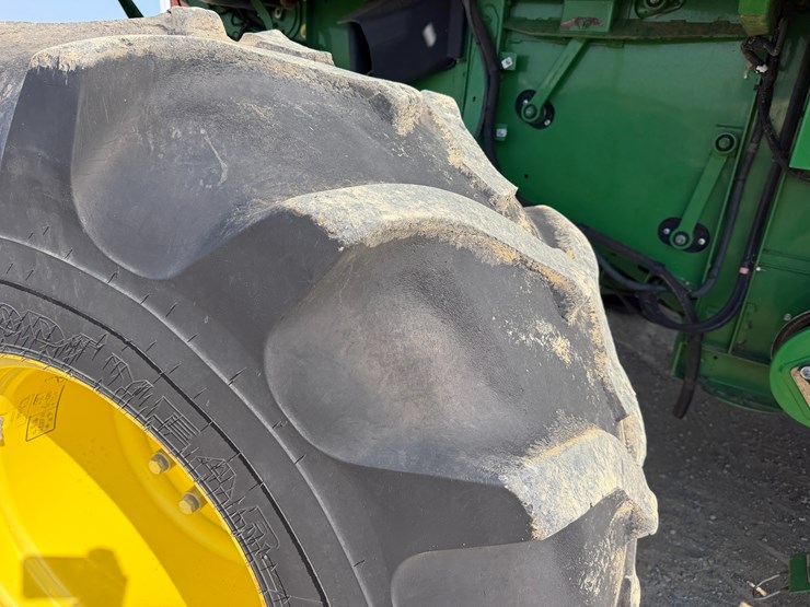 2014-john-deere-s670-image-55