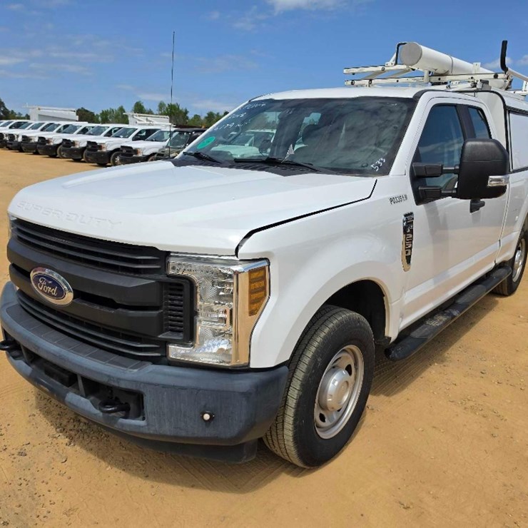 2018 FORD F250 XL