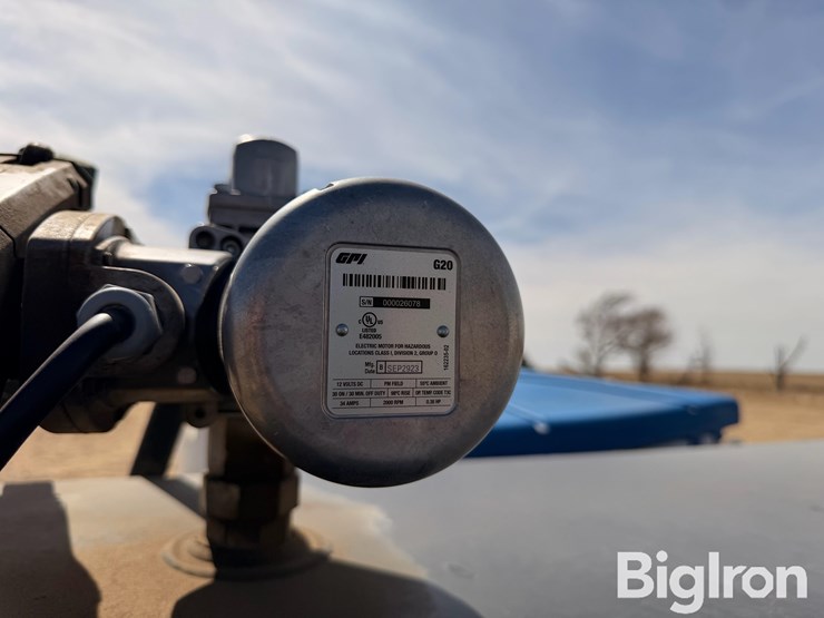 2023-rhino-100-image-17