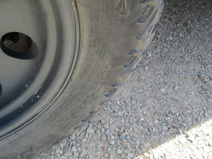 2004-nissan-titan-image-13