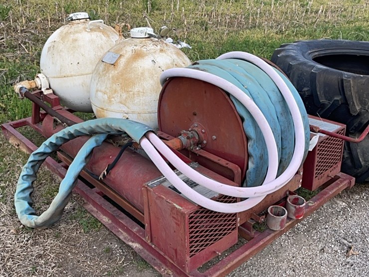 sprayer-sled-image-1