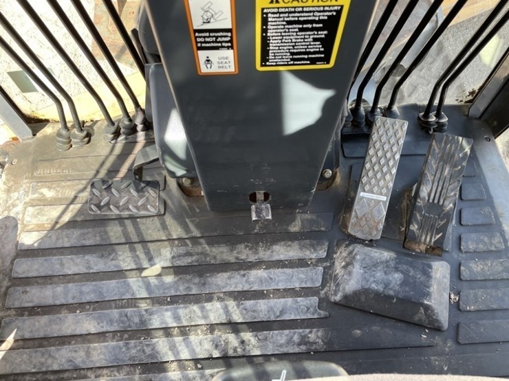 2012-deere-872g-image-38