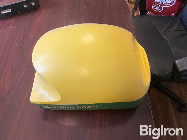 2019-john-deere-6000-image-4