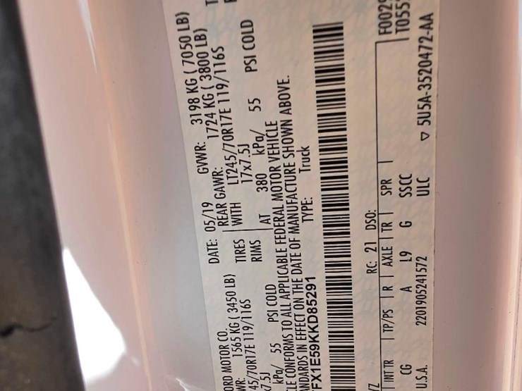 2019-ford-f150-xl-image-15