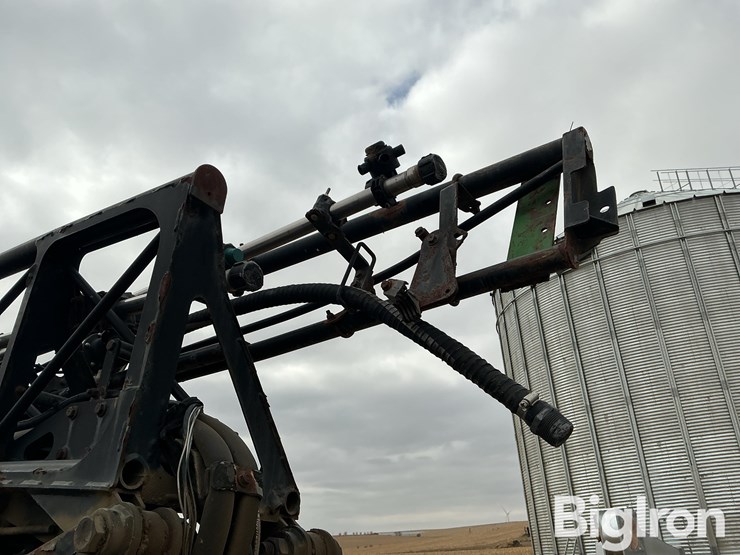 john-deere-4930-image-11