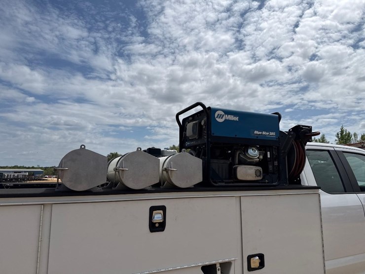 2017-ford-f450-xl-image-10