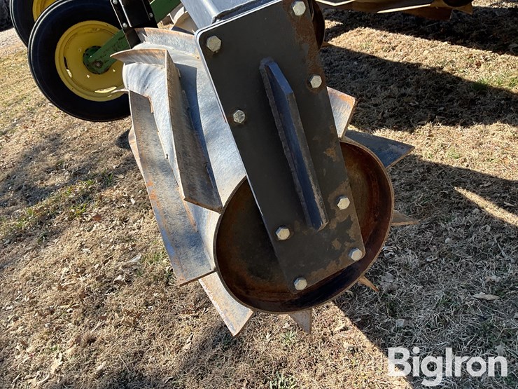 john-deere-7000-image-19