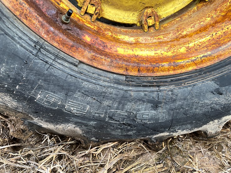 john-deere-2030-image-43