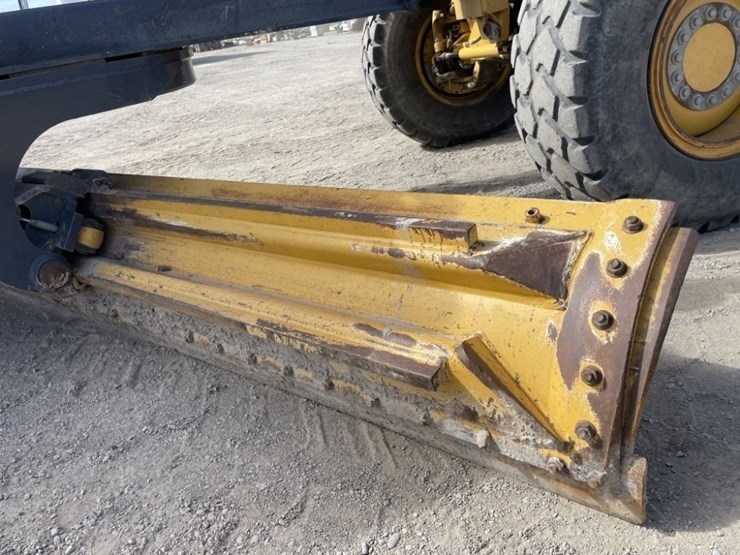 2009-deere-872d-image-18