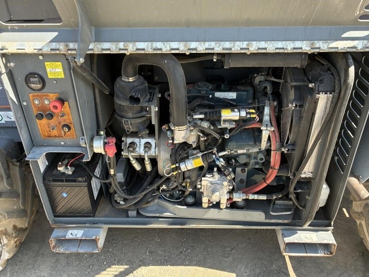 2014-skyjack-sj6832rt-image-12