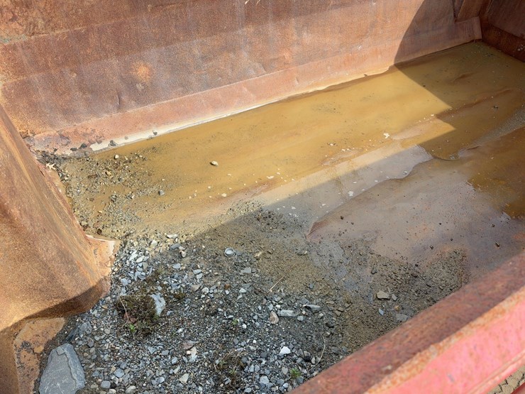 2008-sterling-lt9500-image-18