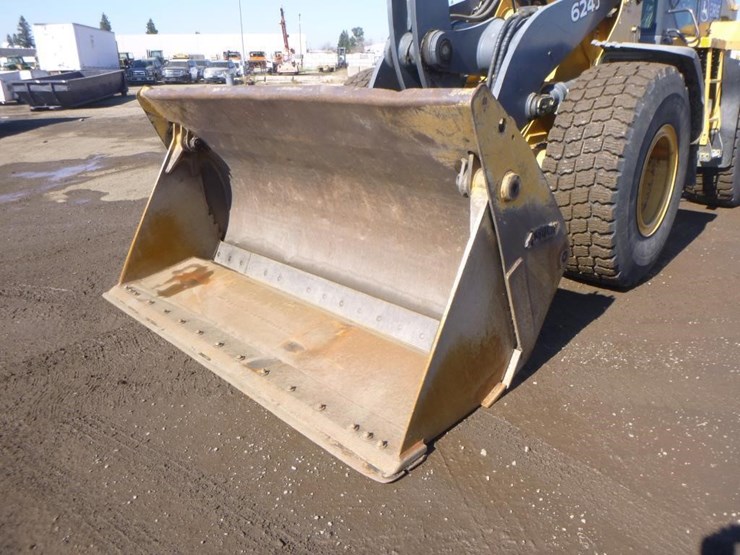 2005-deere-624j-image-9