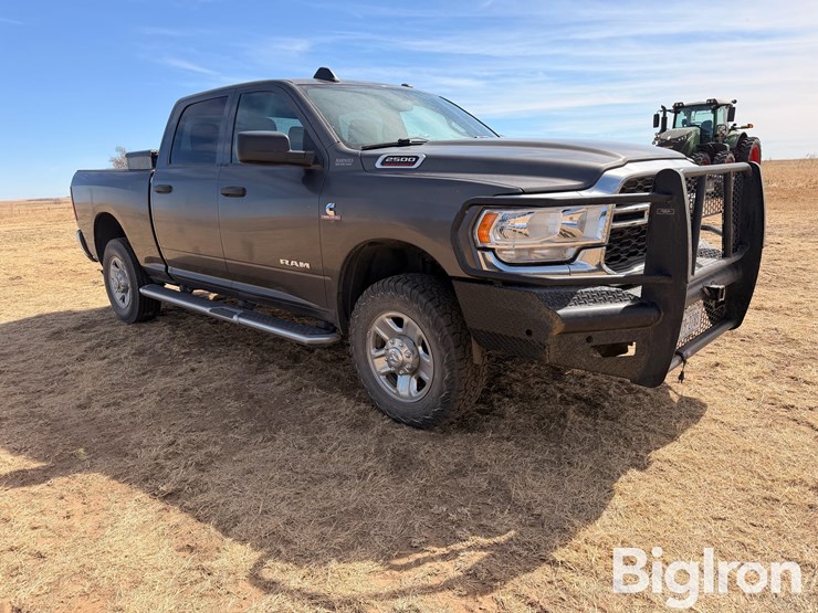 2022-ram-2500-hd-image-3