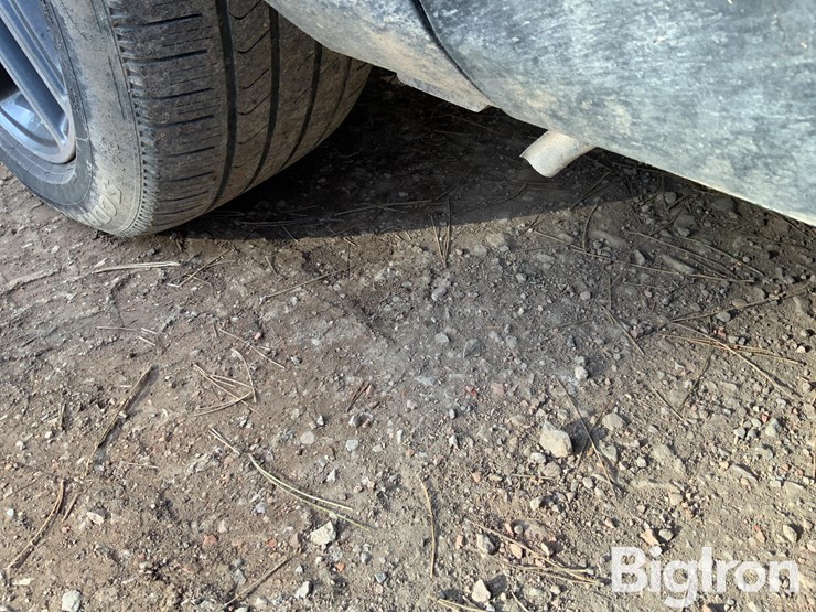 2016-ford-explorer-image-19