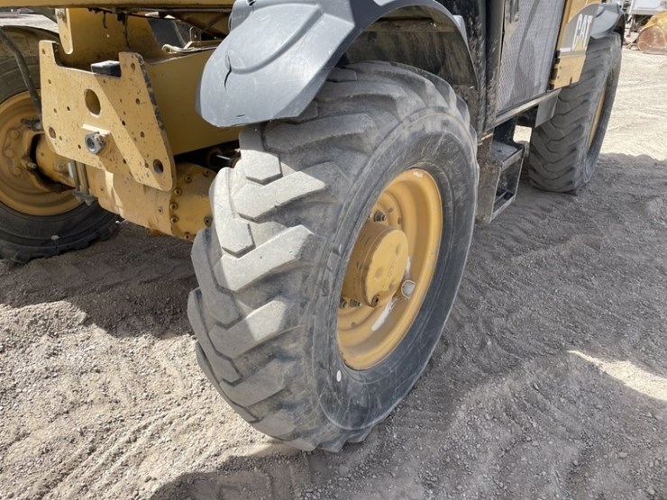 2006-caterpillar-th460b-image-11