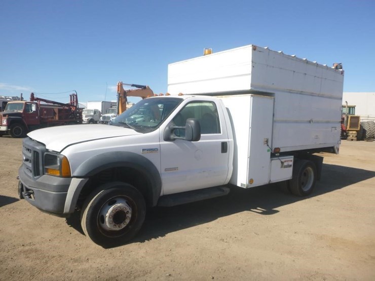 2007-ford-f450-image-1