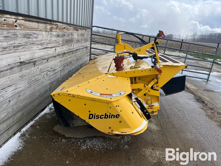 2014-new-holland-720hd-image-4