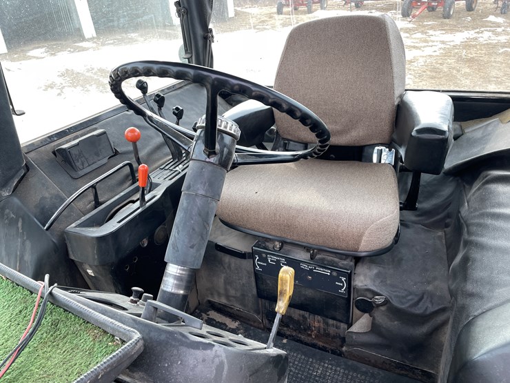 john-deere-4840-image-40