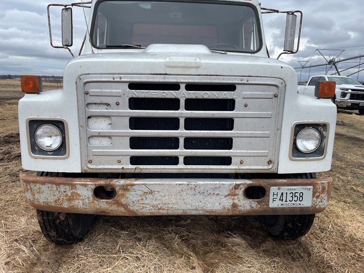 #113-•-1982-international-1754-single-axle-grain-truck-(has-wi-title)-image-10