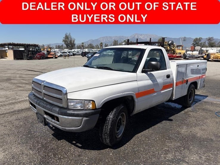 2001-dodge-ram-2500-image-1