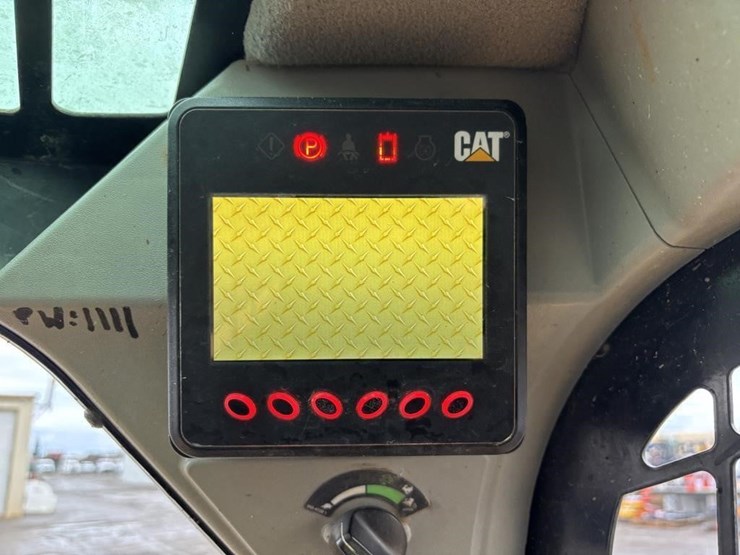2021-caterpillar-259d3-image-27