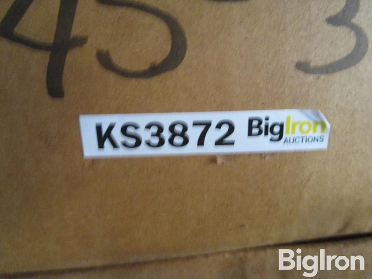 john-deere-450-image-11