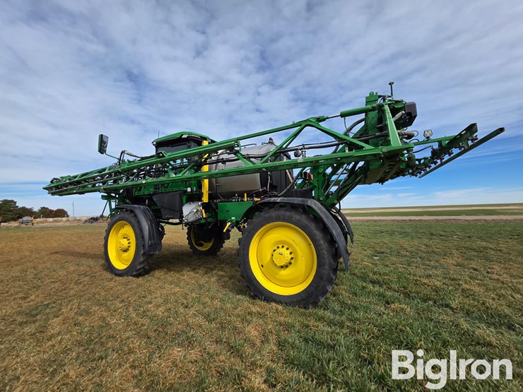 2022-john-deere-410r-image-7