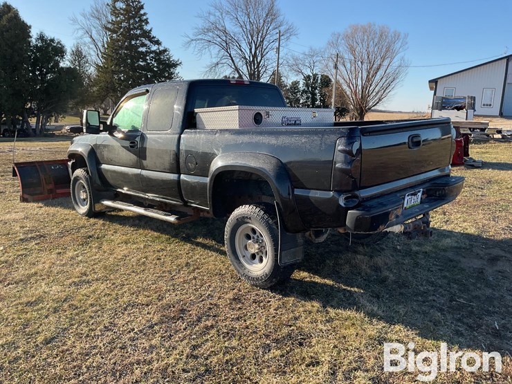 2000-chevrolet-k2500-image-7