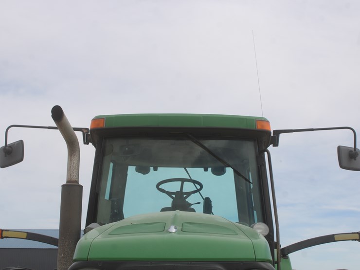 john-deere-8120-image-12