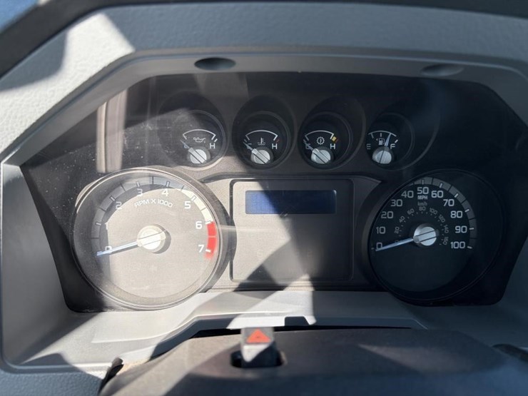 2016-ford-f250-sd-image-27