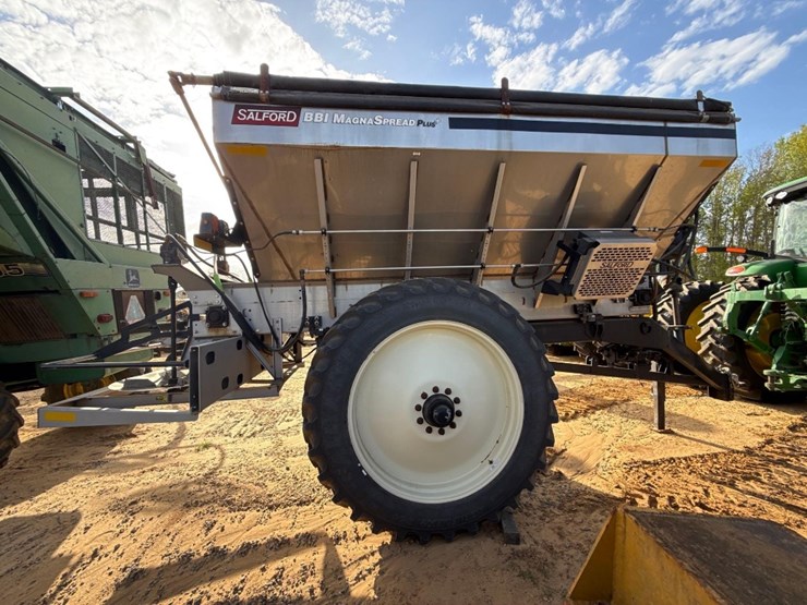 salford-bbi-magnaspread-image-10