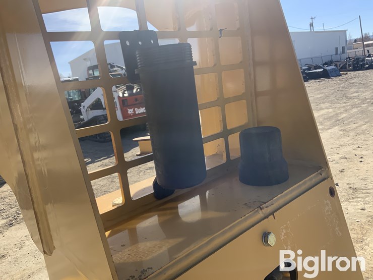 2019-dfm-cfb16-feller-buncher-image-12