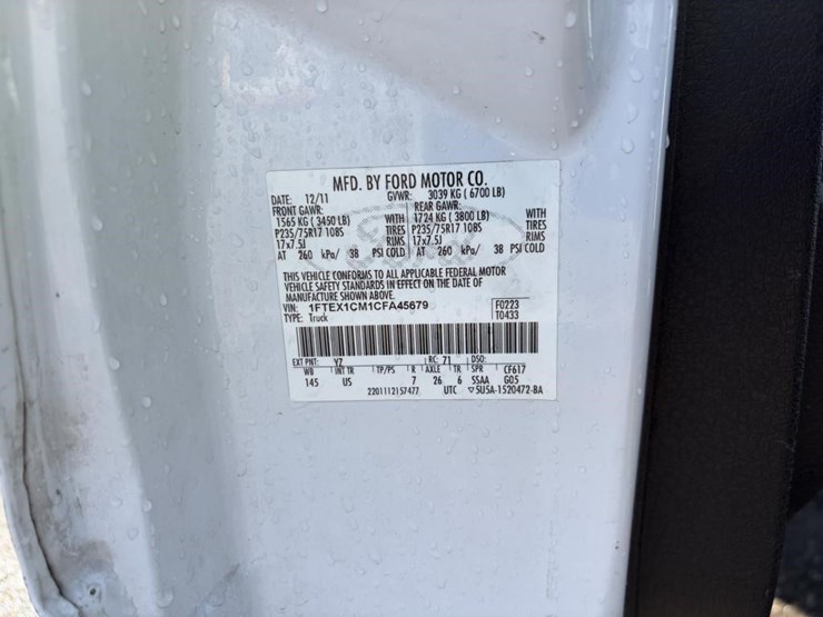 2012-ford-f150-xl-image-18