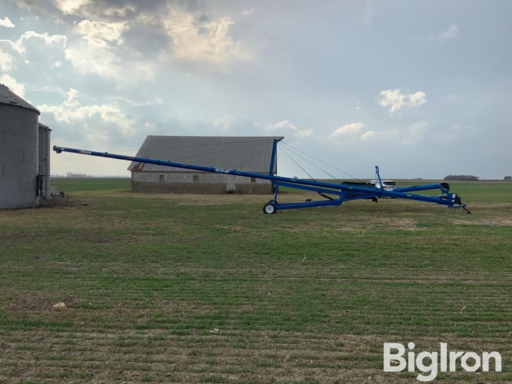 brandt-1070-hp-10"x70'-swing-away-auger-image-4