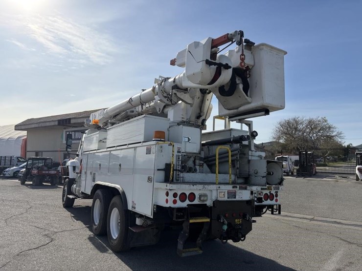 2012-international-workstar-7400-image-4