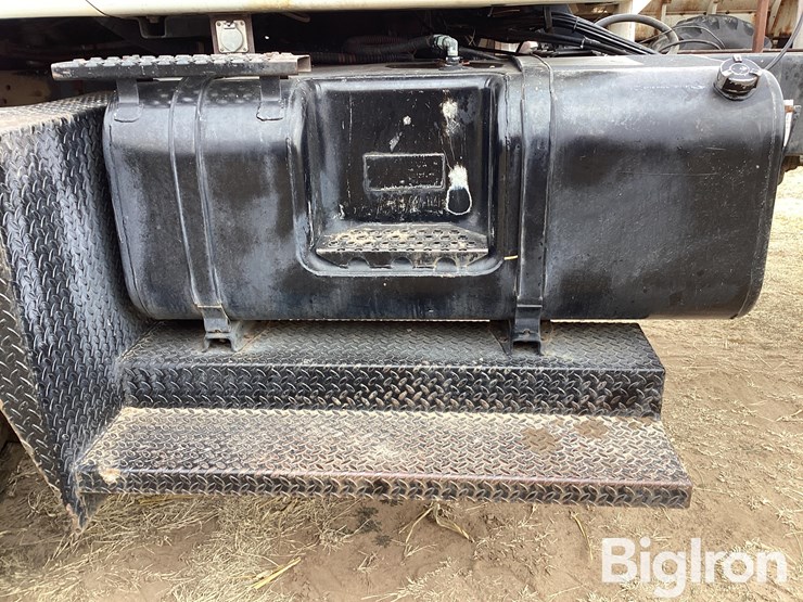 1997-international-2554-image-16