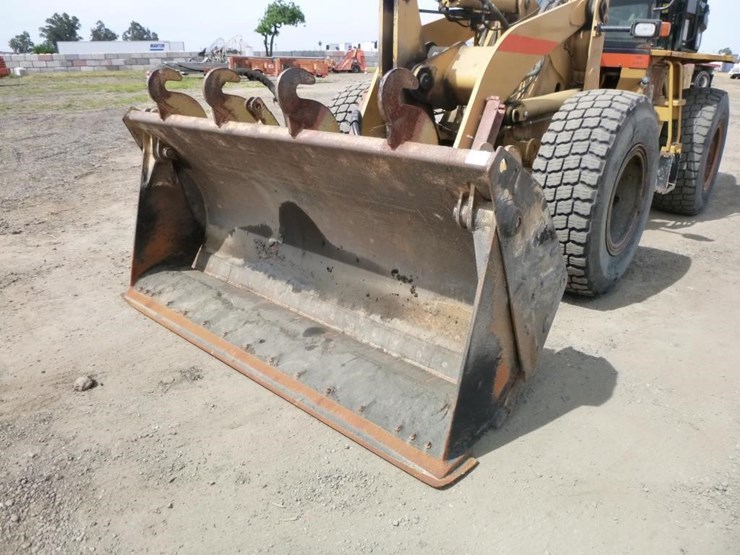 2004-caterpillar-924gz-image-19