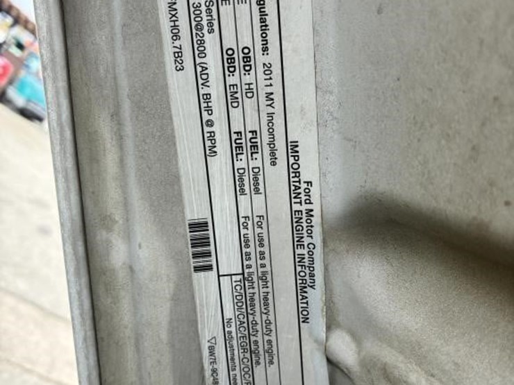 2011-ford-f550-image-8