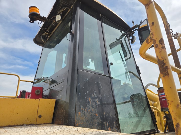 2001-caterpillar-988g-image-56