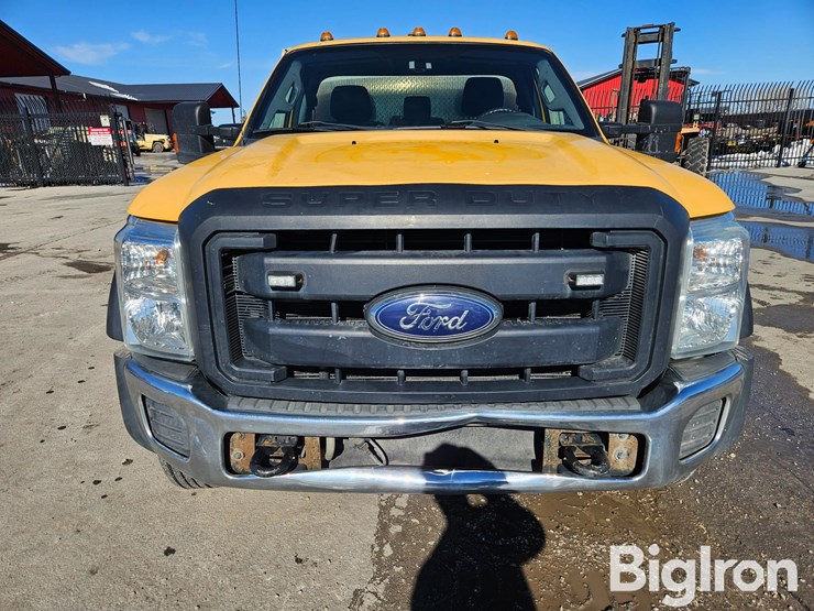 2015-ford-f550-image-2