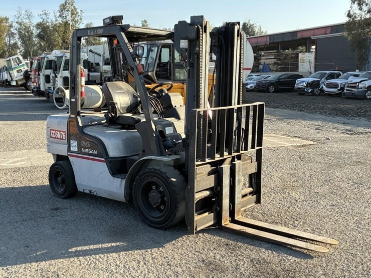 2006-nissan-mugl02a30lv-image-2