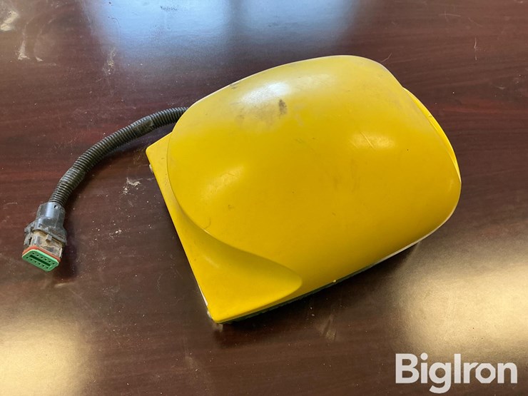 2021-john-deere-6000-image-5