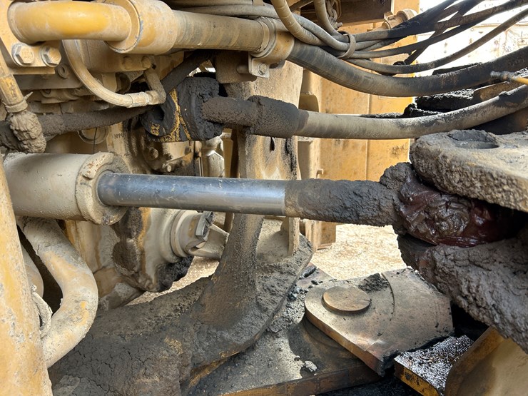 caterpillar-980g-image-26