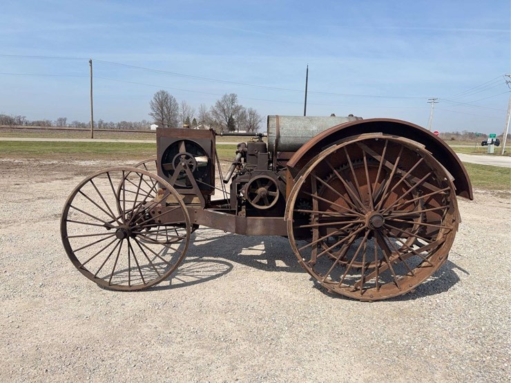 huber-light-four-image-3