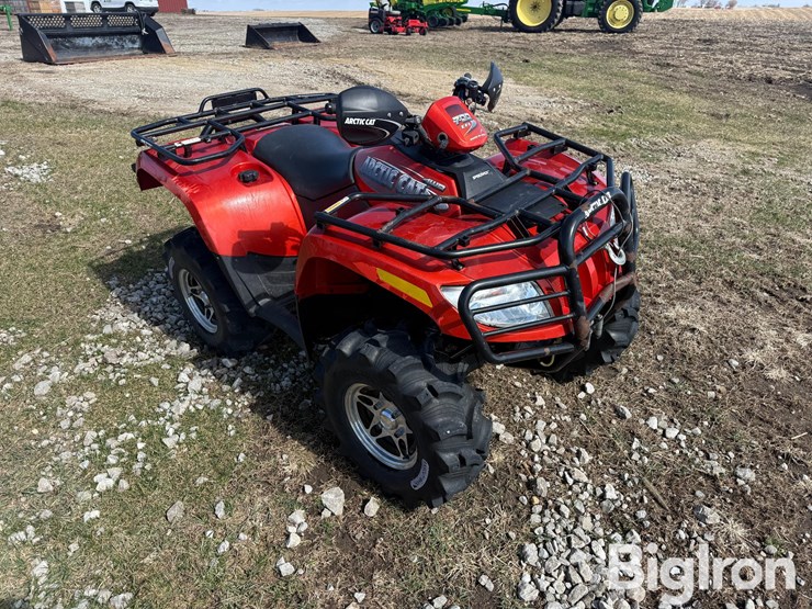 2006-arctic-cat-700-image-3